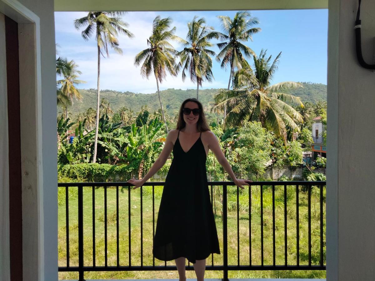 Sukha Homestay Kuta  エクステリア 写真